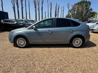 USED 2008 08 FORD FOCUS 1.6 Titanium Hatchback 5dr Petrol Automatic (184 g/km, 99 bhp) ABS AND AIR CON