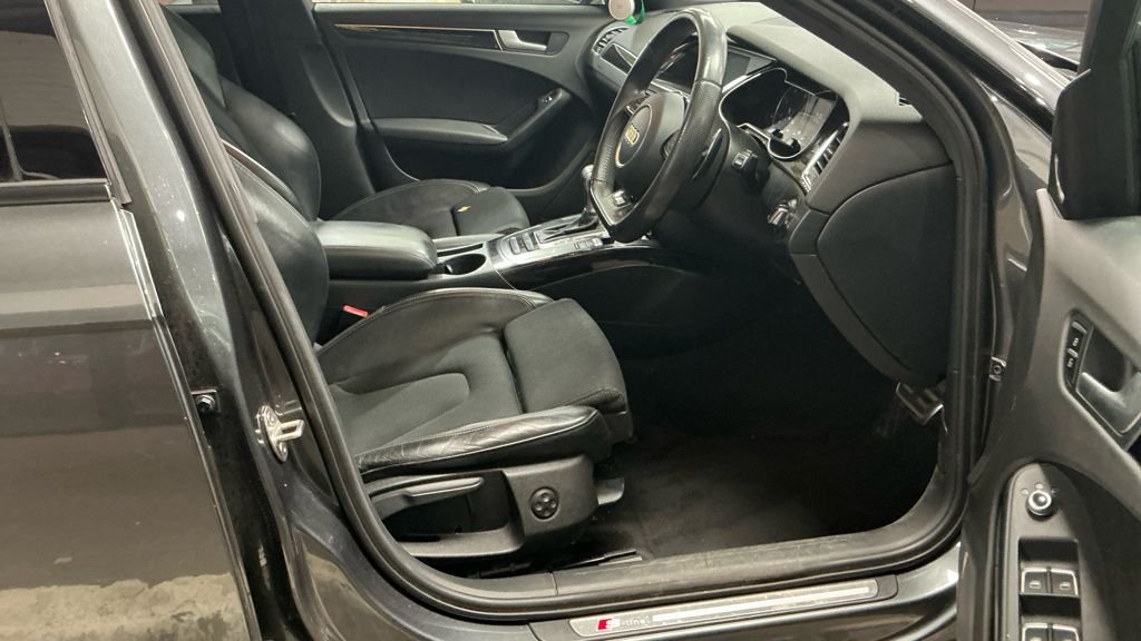 USED 2015 15 AUDI A4 1.8 TFSI Black Edition Plus Saloon 4dr Petrol Multitronic Euro 6 (s/s) (170 ps) SERVICE HISTORY + LONG MOT
