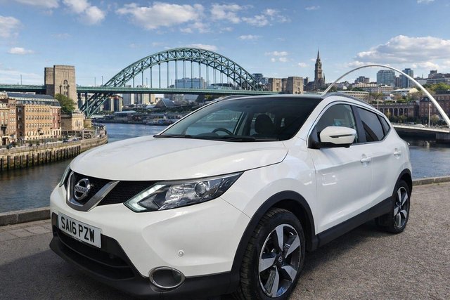 View our NISSAN QASHQAI