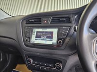 USED 2017 67 HYUNDAI I20 1.2 Premium Nav Hatchback 5dr Petrol Manual Euro 6 (84 ps) 