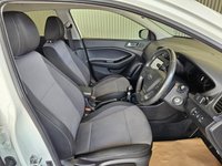 USED 2017 67 HYUNDAI I20 1.2 Premium Nav Hatchback 5dr Petrol Manual Euro 6 (84 ps) 