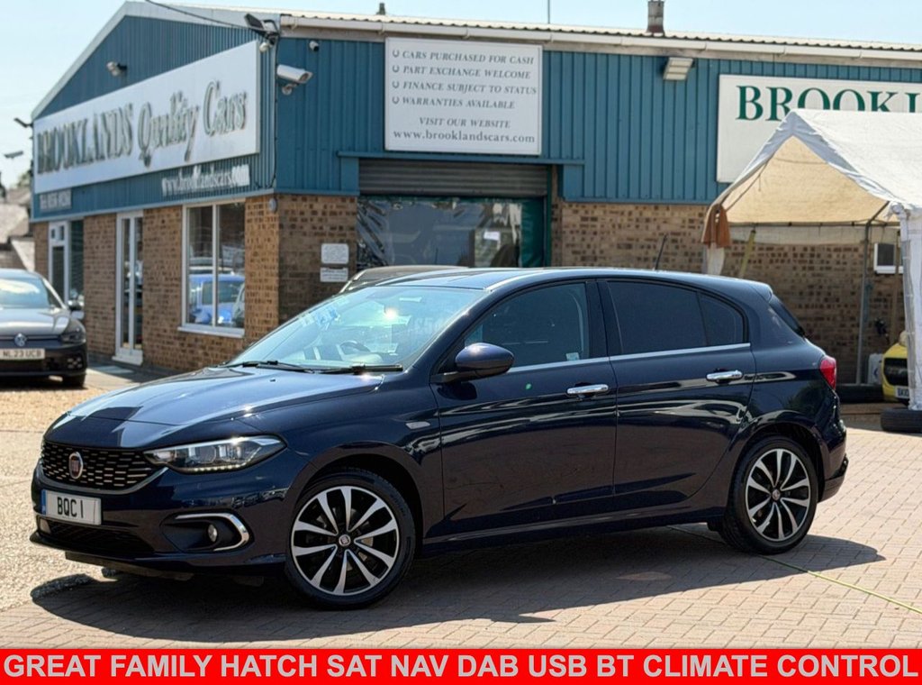 Blue 2017 Fiat Tipo Estate Front-wheel drive Manual