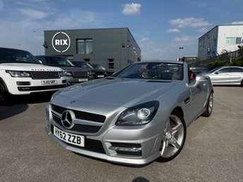 2012 MERCEDES-BENZ SLK 1.8 SLK200 BlueEfficiency AMG Sport Convertible 2dr Petrol G-Tronic+ Euro 5 -FINISHED IN IRIDIUM SILVER WITH BLACK LEATHER UPHOLSTERY-LED DAYTIME RUNNING LIGHTS-DAB RADIO-18" AMG SPOKED ALLOYS-AIR CONDITIONING &pound;7999.00