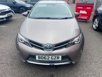 USED 2013 62 TOYOTA AURIS 1.8 VVT-h Excel Hatchback 5dr Petrol Hybrid CVT Euro 5 (s/s) (136 ps) MOT JAN 2027, 2 FORMER KEEPERS