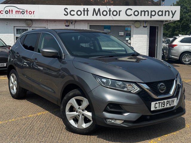 View our NISSAN QASHQAI
