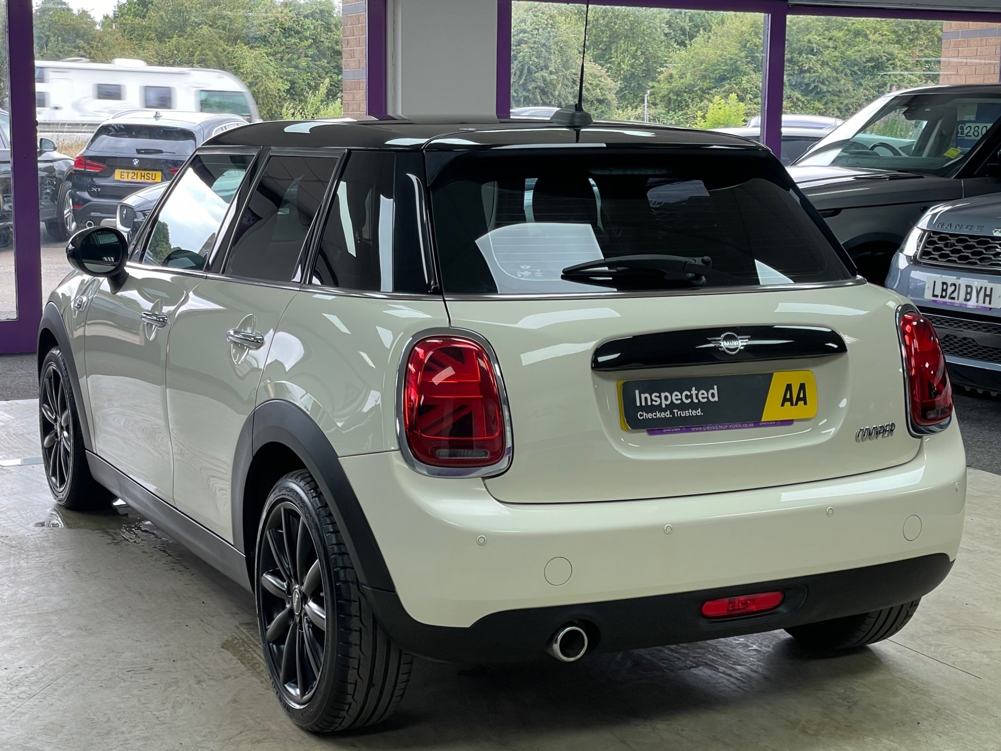 USED 2019 19 MINI HATCH COOPER 1.5 Cooper Hatchback 5dr Petrol Manual Euro 6 (s/s) (136 ps) 