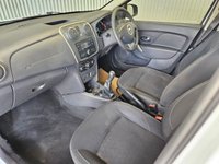 USED 2015 15 DACIA LOGAN MCV 1.5 dCi Laureate Estate 5dr Diesel Manual Euro 5 (90 ps) 