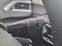 USED 2019 69 PEUGEOT 208 1.2 PureTech Signature Hatchback 5dr Petrol Manual Euro 6 (s/s) (82 ps) 