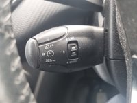 USED 2019 69 PEUGEOT 208 1.2 PureTech Signature Hatchback 5dr Petrol Manual Euro 6 (s/s) (82 ps) 