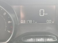 USED 2019 69 PEUGEOT 208 1.2 PureTech Signature Hatchback 5dr Petrol Manual Euro 6 (s/s) (82 ps) 
