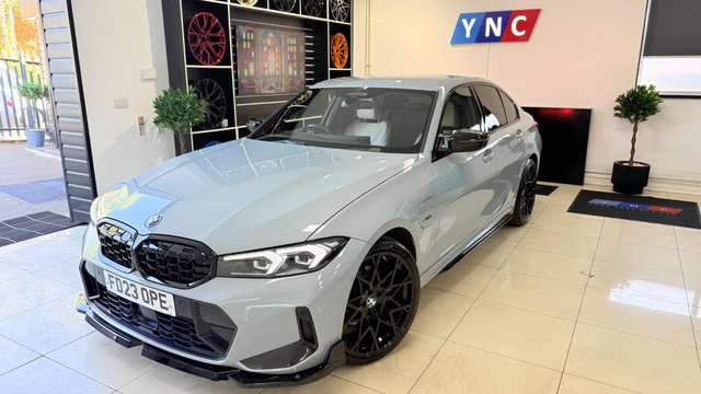 View our BMW 3 SERIES