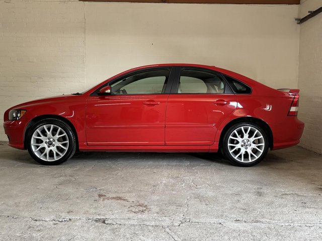 View our VOLVO S40