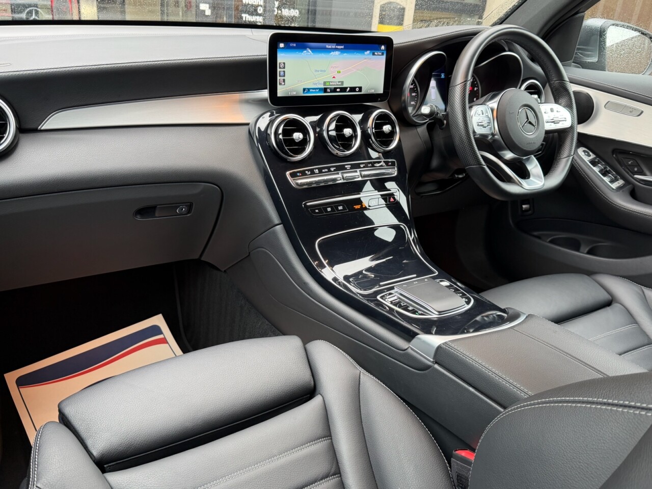 2022 MERCEDES GLC 2.0 GLC220d AMG Line SUV 5dr Diesel G-Tronic+ 4MATIC Euro 6 (s/s) (194 ps) - vehicle photo 8 for sale on PureCar