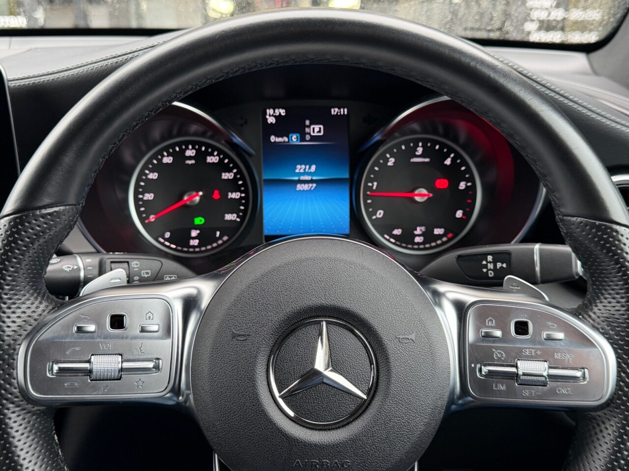 2022 MERCEDES GLC 2.0 GLC220d AMG Line SUV 5dr Diesel G-Tronic+ 4MATIC Euro 6 (s/s) (194 ps) - vehicle photo 11 for sale on PureCar