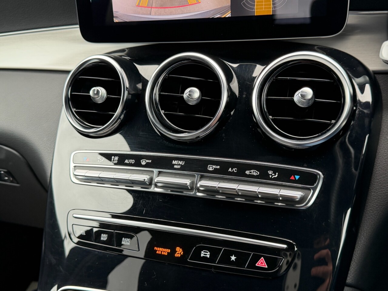 2022 MERCEDES GLC 2.0 GLC220d AMG Line SUV 5dr Diesel G-Tronic+ 4MATIC Euro 6 (s/s) (194 ps) - vehicle photo 14 for sale on PureCar