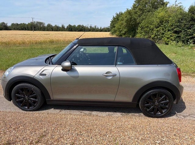 View our MINI Convertible 1.5 Cooper Euro 6 (s/s) 2dr