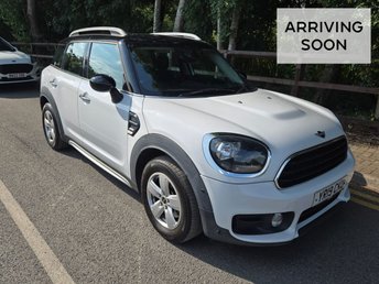 2019 MINI COUNTRYMAN 1.5 Cooper Classic SUV 5dr Petrol Steptronic Euro 6 (s/s) (136 ps) £14940.00