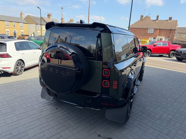 View our LAND ROVER DEFENDER 110