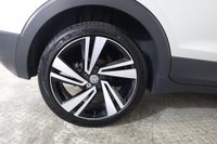 USED 2019 19 VOLKSWAGEN T-CROSS 1.0 TSI SEL Euro 6 (s/s) 5dr Parking Sensor, Drive Assist,