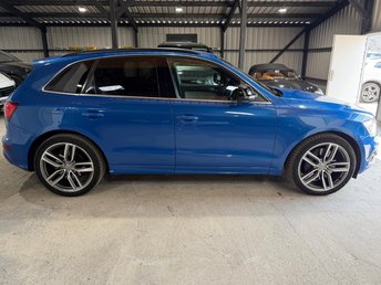 View our AUDI SQ5