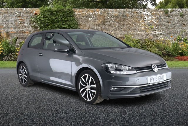 View our VOLKSWAGEN GOLF