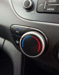 USED 2019 69 HYUNDAI I10 1.0 Play *CarPlay, Android Auto, Sat Nav* 