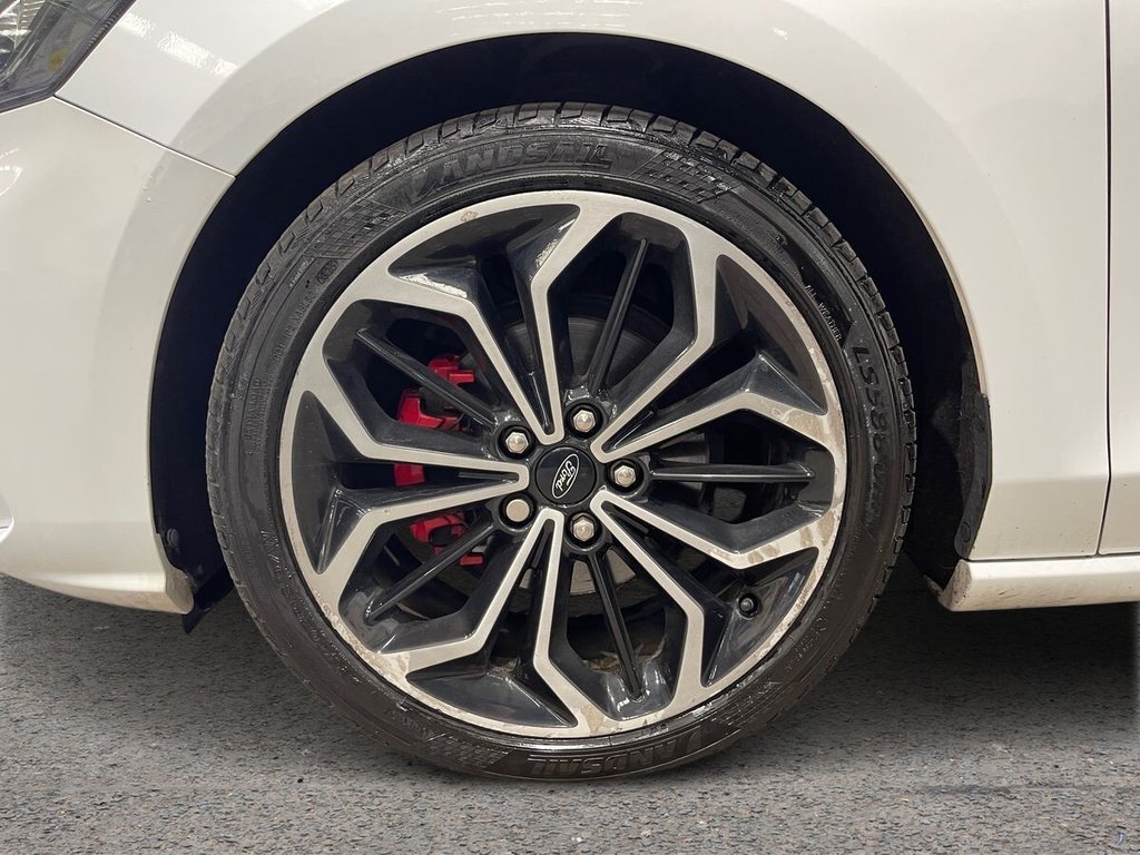 2020 Ford Focus — image 9