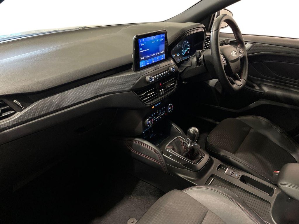 2020 Ford Focus — image 10