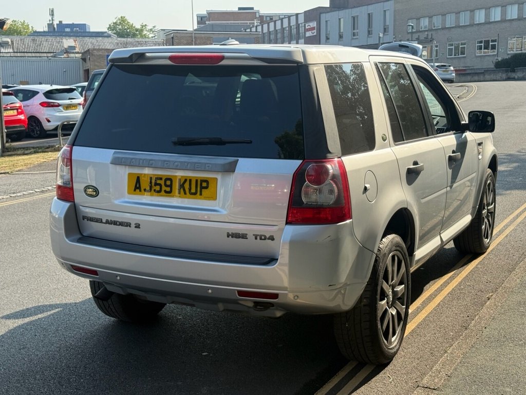2009 Land Rover Freelander thumbnail 6