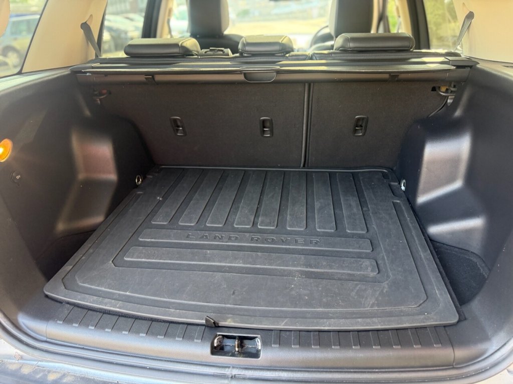 2009 Land Rover Freelander thumbnail 11