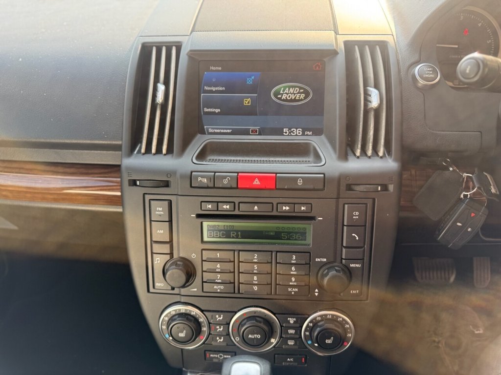 2009 Land Rover Freelander thumbnail 17