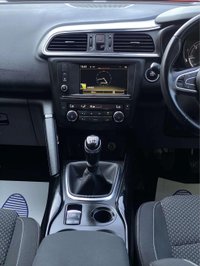 USED 2017 17 RENAULT KADJAR 1.5 dCi Dynamique Nav Euro 6 (s/s) 5dr Â£20TAX|1P/OWNER|FSH|NAV|WRRNTY