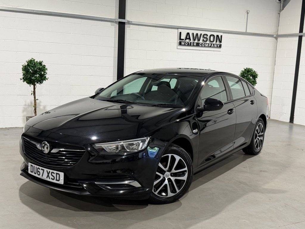 USED 2017 67 VAUXHALL INSIGNIA 1.6 Turbo D ecoTEC Design Nav Grand Sport 5dr Diesel Manual Euro 6 (s/s) (136 ps) 
