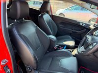 USED 2013 63 FORD FIESTA 1.0T EcoBoost Titanium X Hatchback 3dr Petrol Powershift Euro 5 (100 ps) SENSORS + HEATED SEATS + LEATH