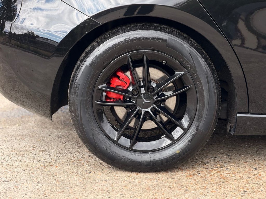 USED 2019 19 MERCEDES-BENZ A CLASS 1.3 A180 SE Hatchback 5dr Petrol 7G-DCT Euro 6 (s/s) (136 ps) |SatNav|Camera|2 Owners|Lane Assist|Half Leather|