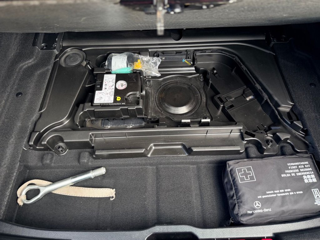 USED 2019 19 MERCEDES-BENZ A CLASS 1.3 A180 SE Hatchback 5dr Petrol 7G-DCT Euro 6 (s/s) (136 ps) |SatNav|Camera|2 Owners|Lane Assist|Half Leather|