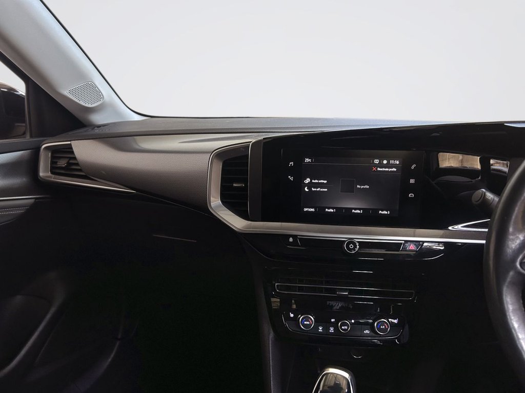 2022 Vauxhall Mokka — image 17
