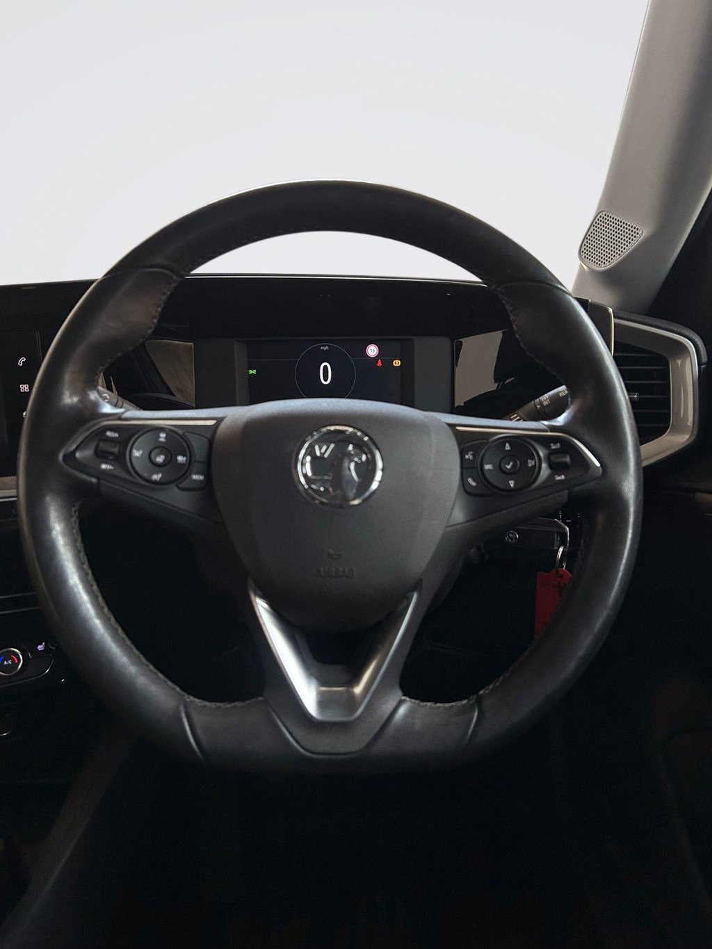 2022 Vauxhall Mokka — image 11
