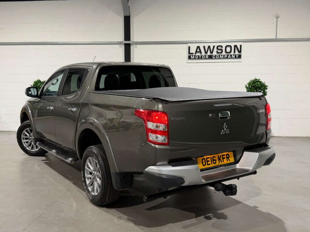 USED 2016 16 MITSUBISHI L200 2.4 DI-D DC Warrior Pickup Double Cab 4dr Diesel Manual 4WD Euro 5 (178 ps) 