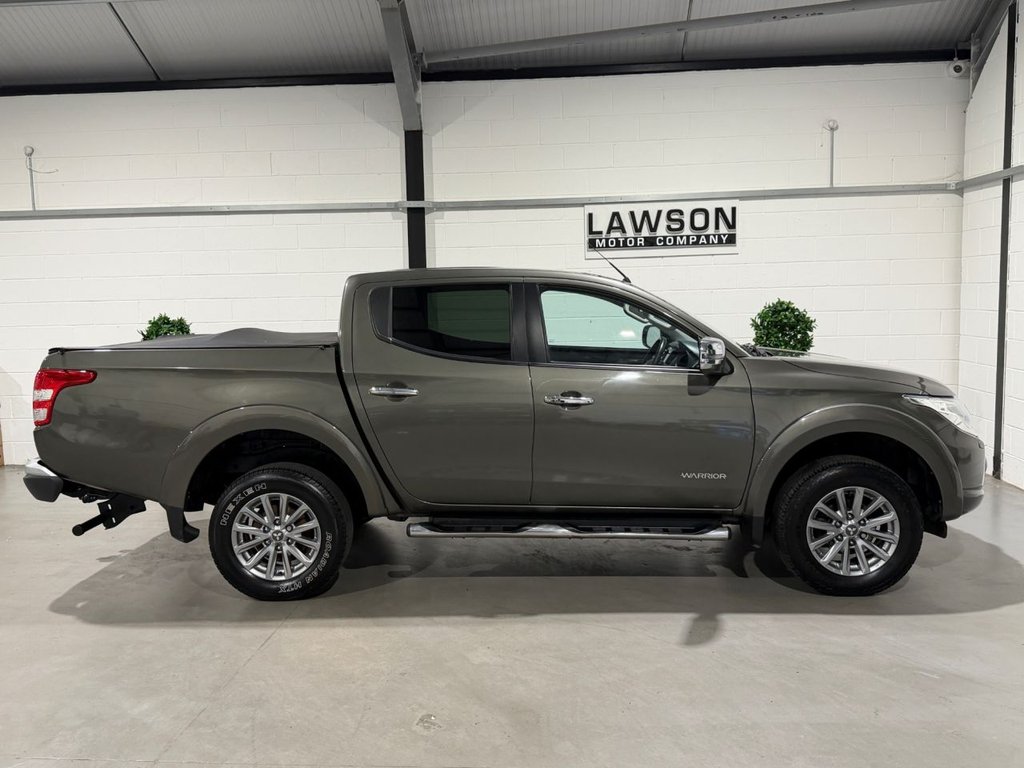 USED 2016 16 MITSUBISHI L200 2.4 DI-D DC Warrior Pickup Double Cab 4dr Diesel Manual 4WD Euro 5 (178 ps) 
