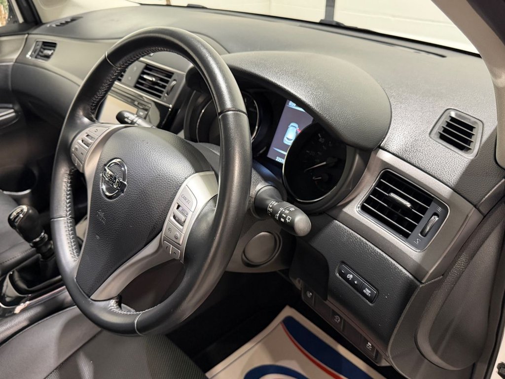 USED 2018 18 NISSAN PULSAR 1.2 DIG-T Tekna Hatchback 5dr Petrol Manual Euro 6 (s/s) (115 ps) 