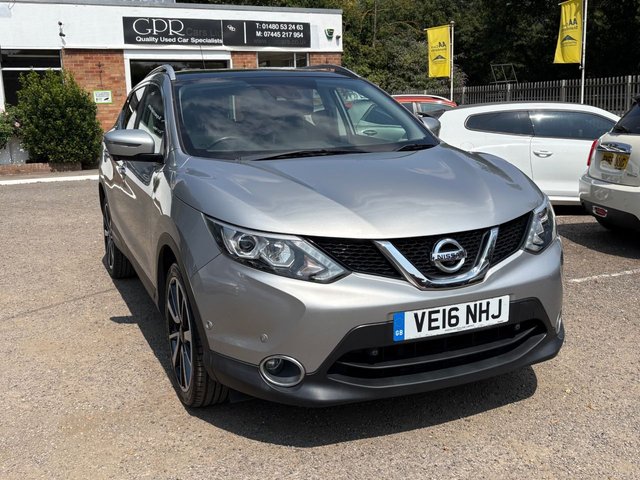 View our NISSAN QASHQAI