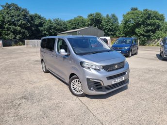2021 PEUGEOT TRAVELLER