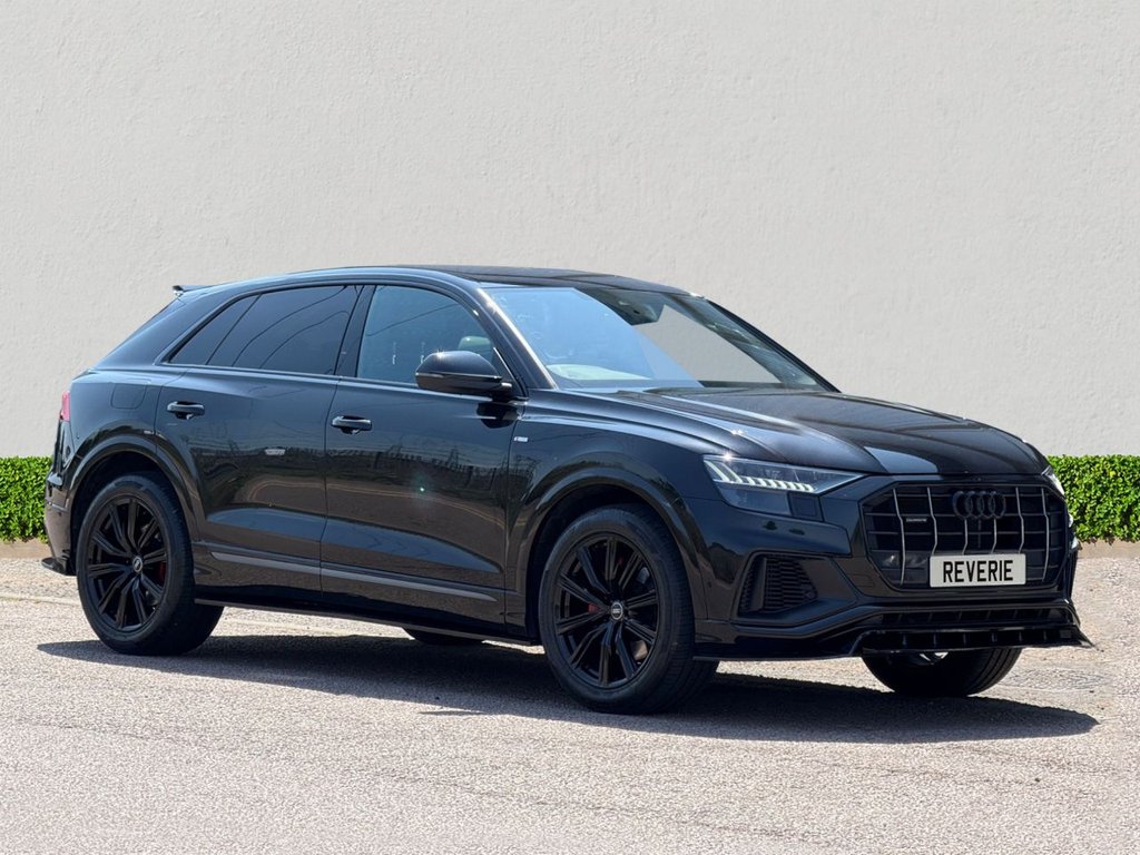 Audi Q8