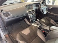 USED 2019 19 VOLVO V40 2.0 T2 GPF R-Design Hatchback 5dr Petrol Manual Euro 6 (s/s) (122 ps) 7 Services - Last March 2026