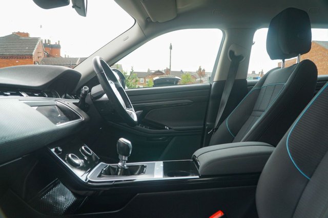 View our LAND ROVER RANGE ROVER EVOQUE