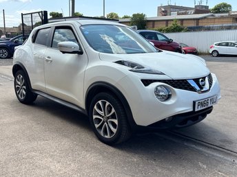 2016 NISSAN JUKE