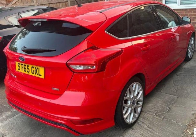 View our FORD FOCUS