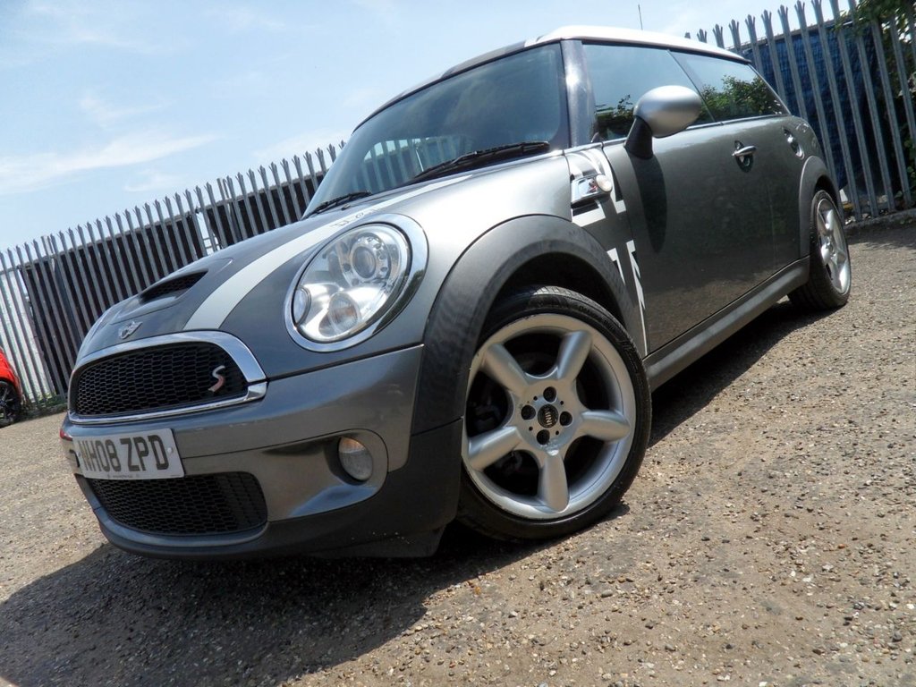 USED 2008 08 MINI CLUBMAN 1.6 Cooper S Estate 5dr Petrol Manual Euro 4 (175 ps) Timing Chain Replaced Service 02/26