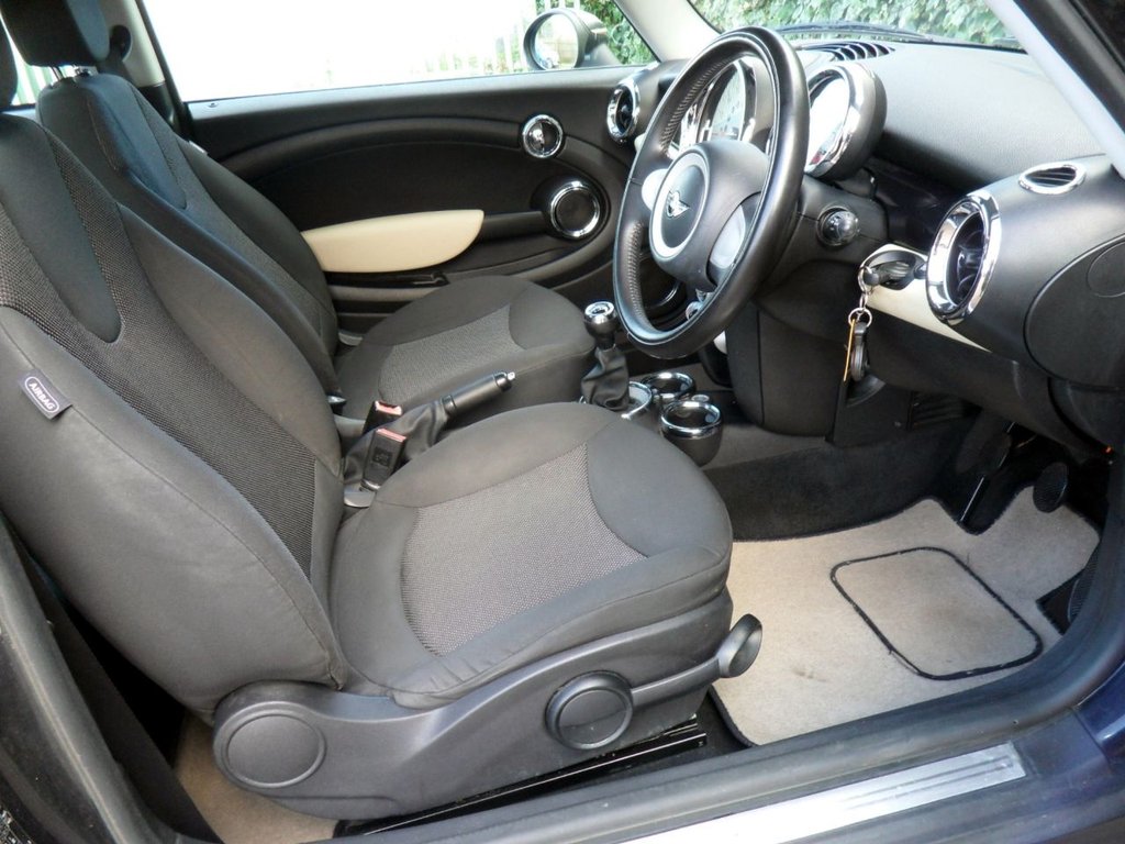 USED 2008 08 MINI CLUBMAN 1.6 Cooper S Estate 5dr Petrol Manual Euro 4 (175 ps) Timing Chain Replaced Service 02/26